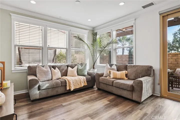 20 Clover, Lake Forest, California 92630