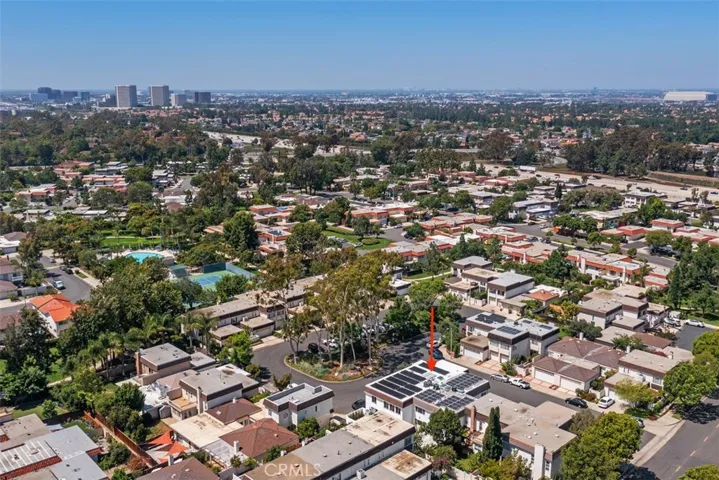 Steps away from Community pool and tennis courts!