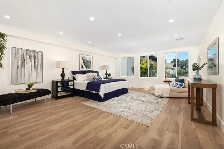 Supersized Primary master bedroom!