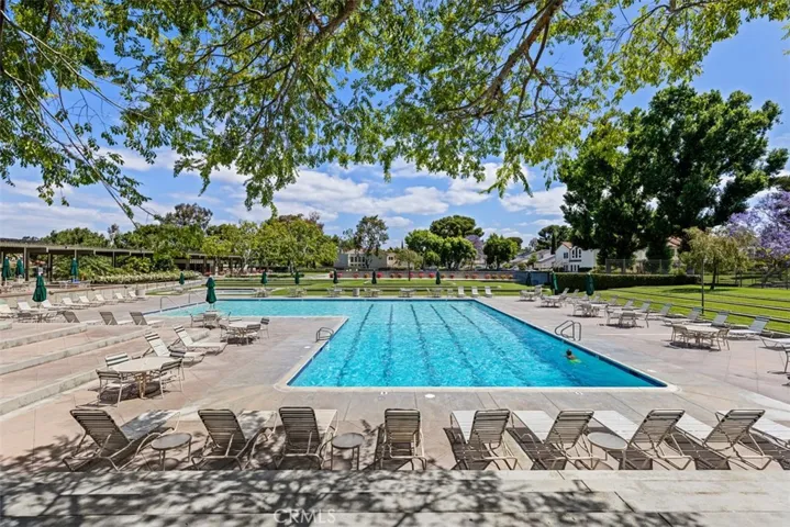 7 Senisa Way, Irvine, California 92612