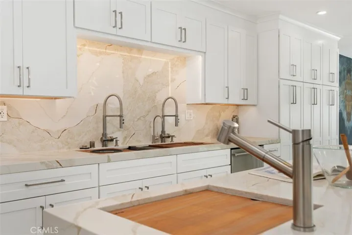 Double WorkStation Utility Sink with Two Faucets, Water Purifier, and Garbage Disposal!