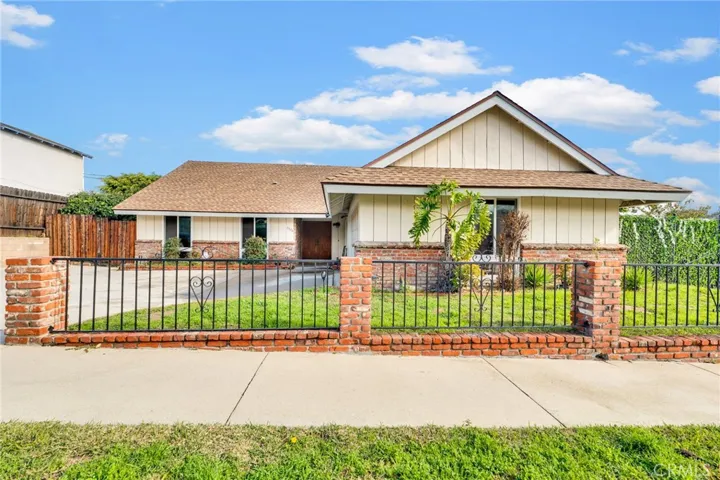 2428 Punta Del Este Dr, Hacienda Heights, California 91745