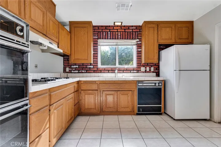 2428 Punta Del Este Dr, Hacienda Heights, California 91745