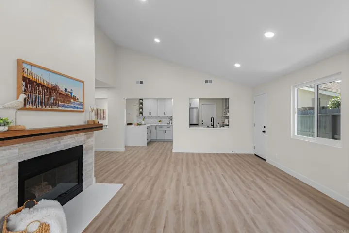 410 Gail Drive, Vista, California 92084
