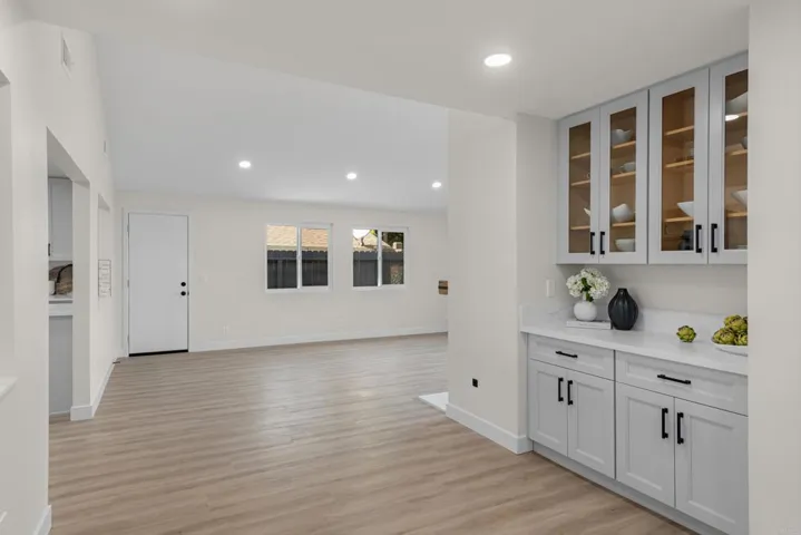 410 Gail Drive, Vista, California 92084