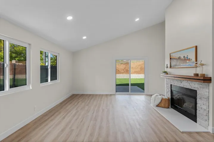 410 Gail Drive, Vista, California 92084