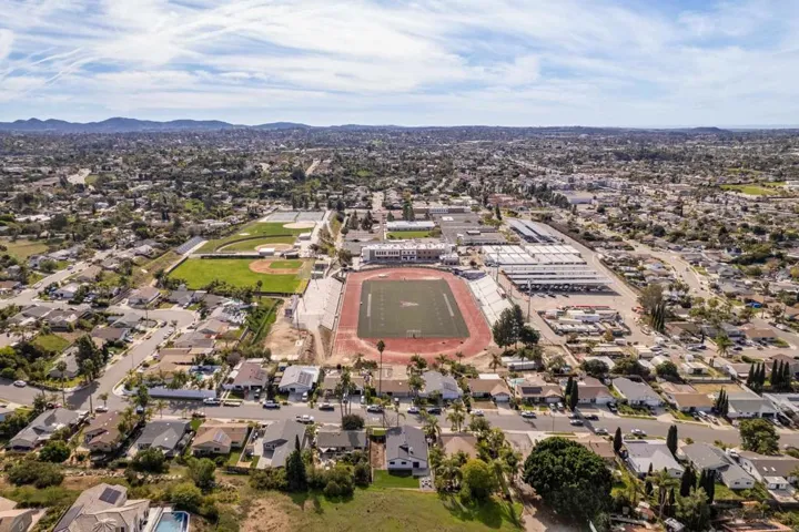 410 Gail Drive, Vista, California 92084