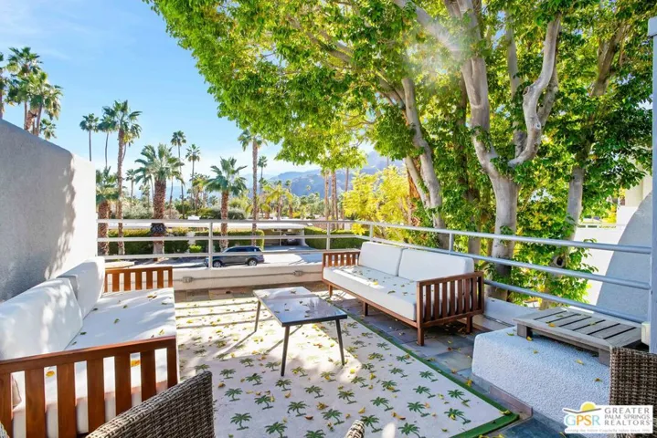 240 W Stevens Road, Palm Springs, California 92262