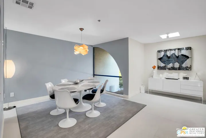 Modern Dining