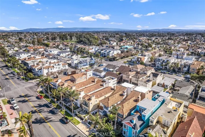 516 14th Street, Huntington Beach, California 92648