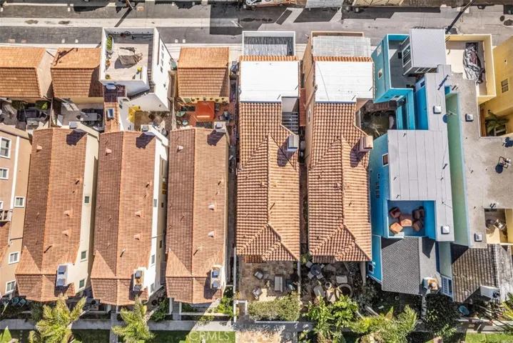516 14th Street, Huntington Beach, California 92648