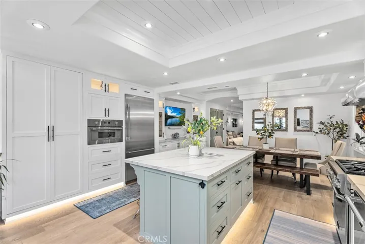 Note the lighting under the cabinetry.