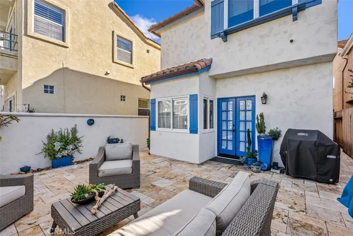 French doors to the kitchen