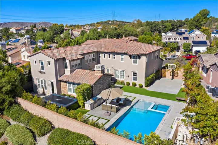 8 Fayette Circle, Ladera Ranch, California 92694