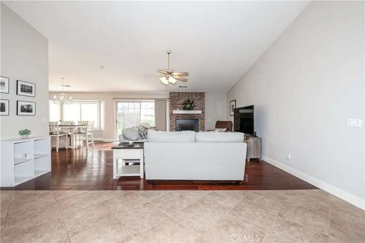 1148 Curry Village Court, Merced, California 95340