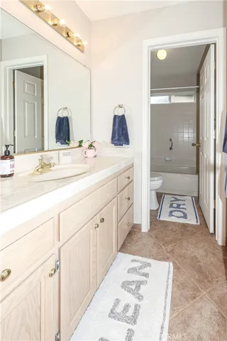 1148 Curry Village Court, Merced, California 95340