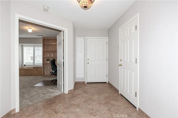 1148 Curry Village Court, Merced, California 95340