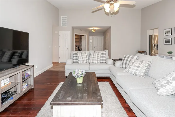 1148 Curry Village Court, Merced, California 95340