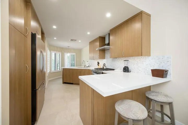 Open kitchen