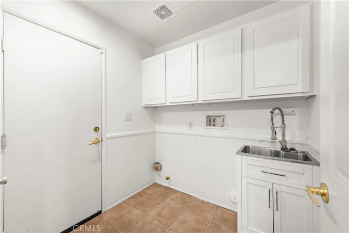 8 Paddock Place, Ladera Ranch, California 92694