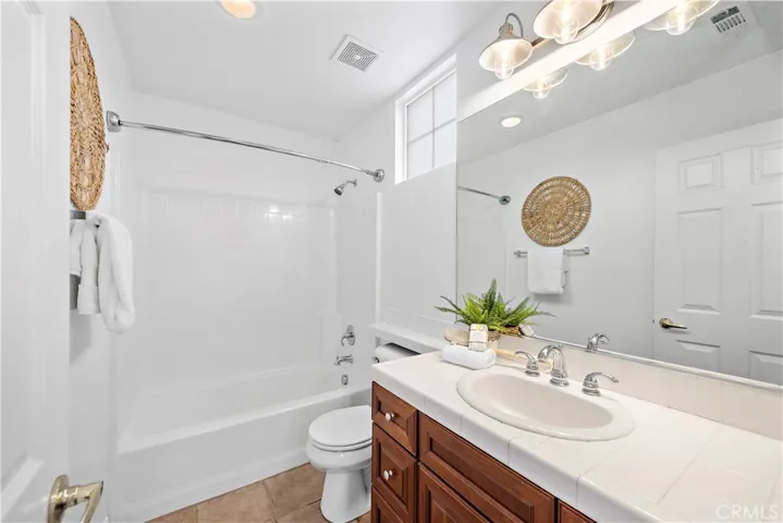 8 Paddock Place, Ladera Ranch, California 92694