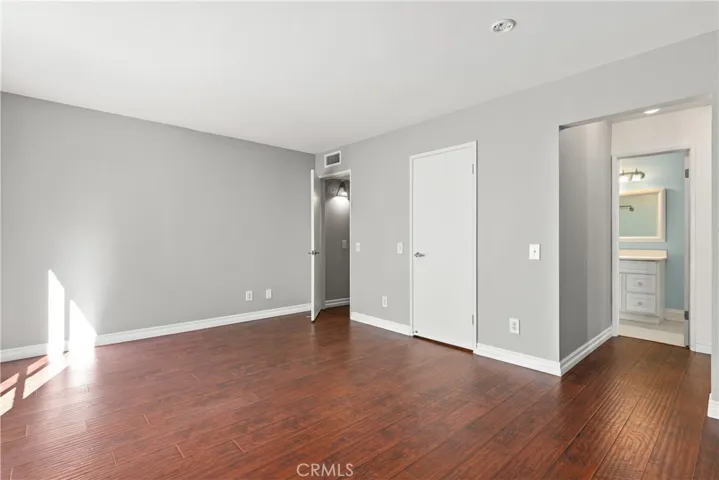 225 N Rose Street 310, Burbank, California 91505