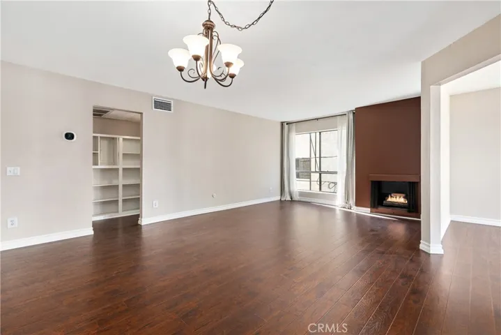 225 N Rose Street 310, Burbank, California 91505