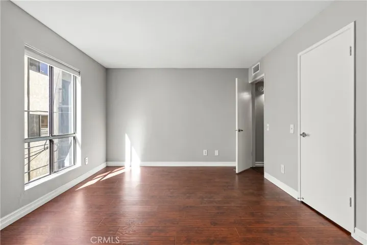 225 N Rose Street 310, Burbank, California 91505