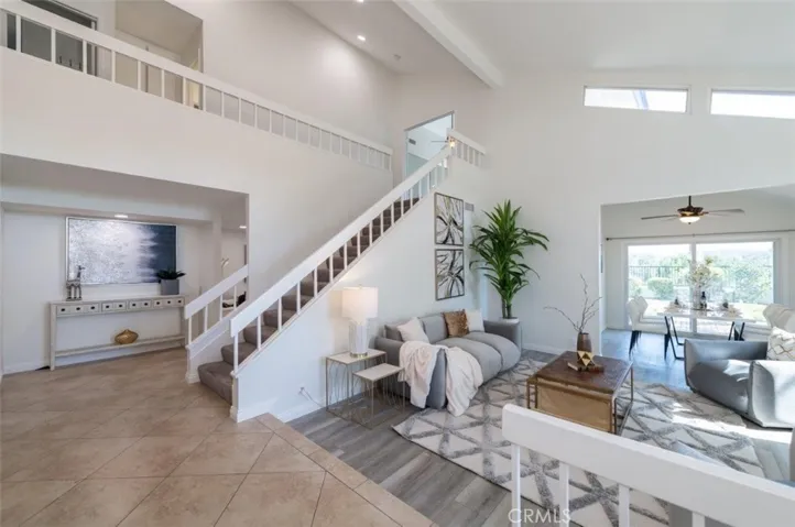 24602 Cronas, Mission Viejo, California 92691