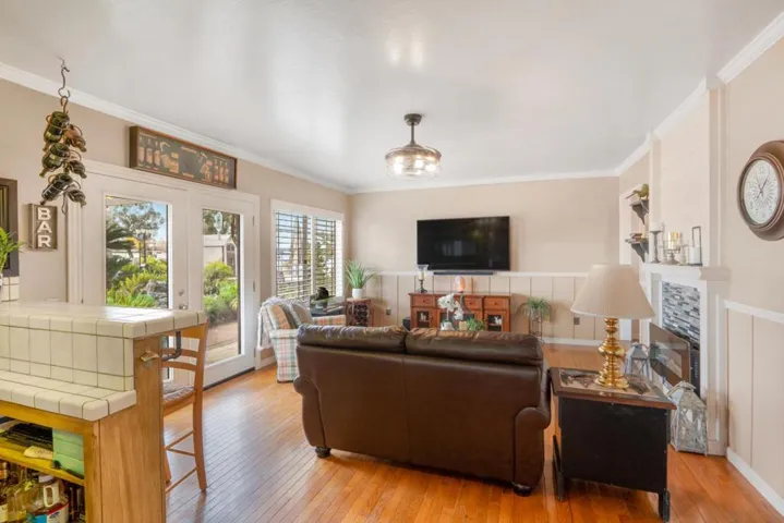 411 Bluff Court, Los Banos, California 93635