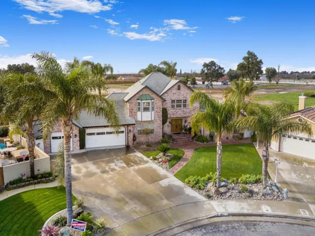 411 Bluff Court, Los Banos, California 93635