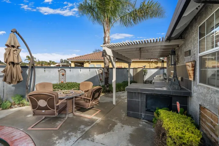 411 Bluff Court, Los Banos, California 93635