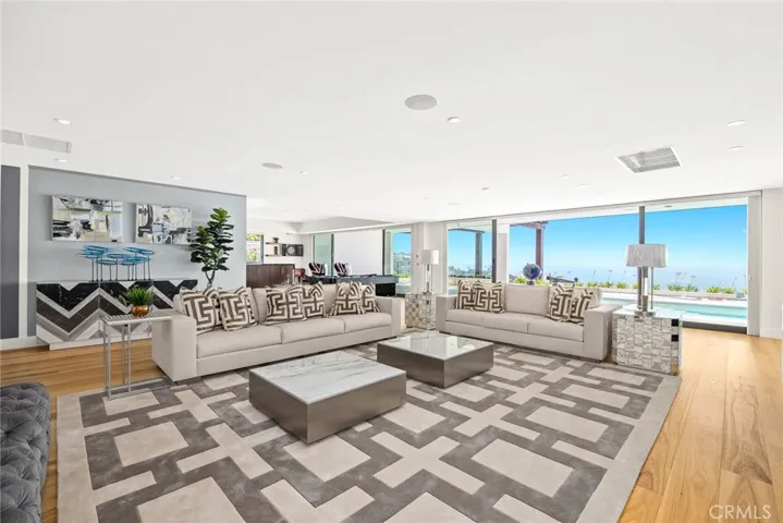 45 Oceanaire Drive, Rancho Palos Verdes, California 90275