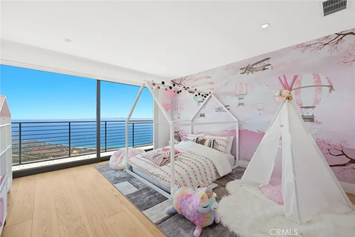 45 Oceanaire Drive, Rancho Palos Verdes, California 90275