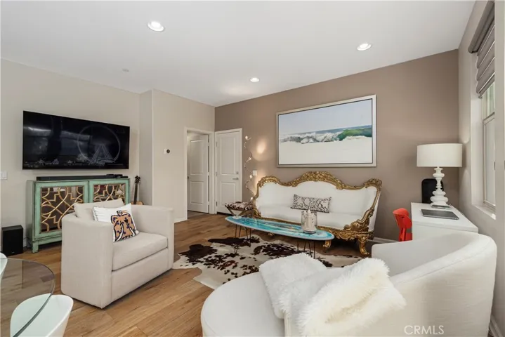 1007 El Paseo, Lake Forest, California 92610