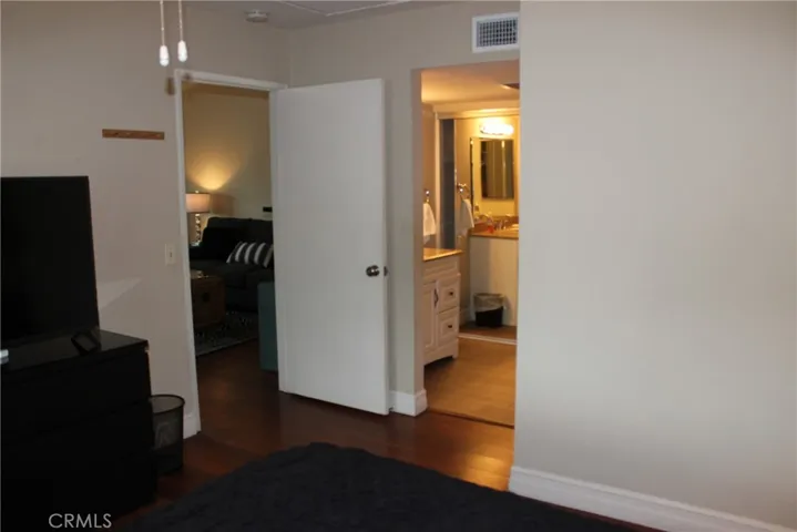 23302 Orange Avenue 10, Lake Forest, California 92630