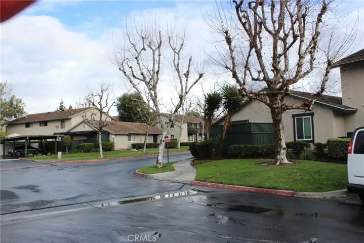 23302 Orange Avenue 10, Lake Forest, California 92630