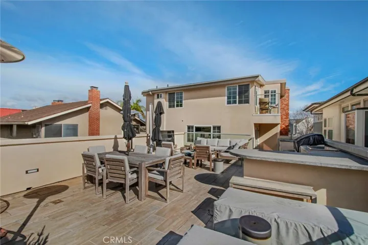 Rooftop Deck over Garage