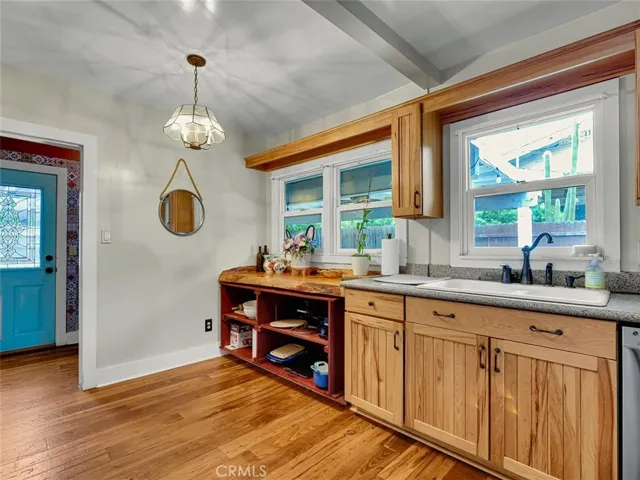 535 E Van Bibber Avenue, Orange, California 92866