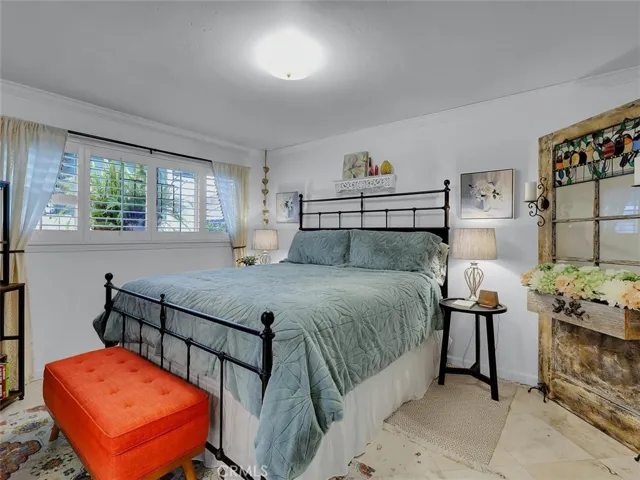 535 E Van Bibber Avenue, Orange, California 92866