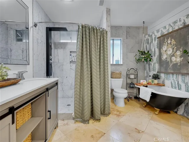535 E Van Bibber Avenue, Orange, California 92866