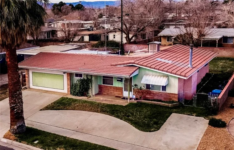 44641 5th Street E, Lancaster, California 93535