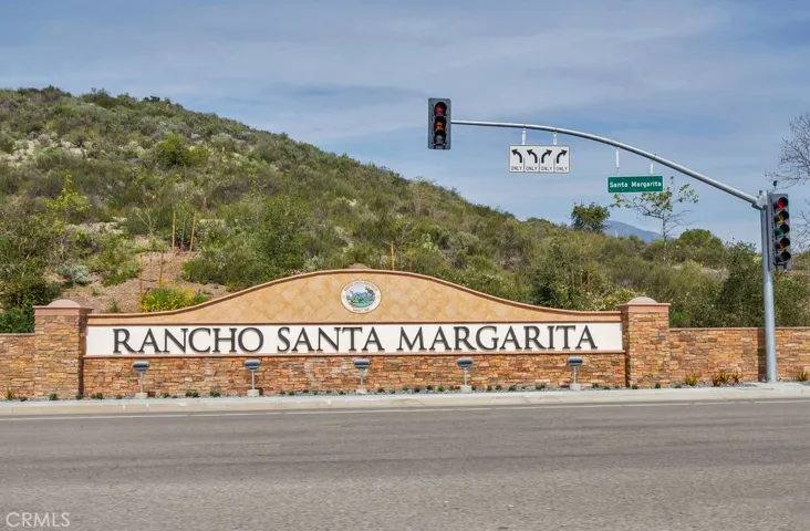 19 Calle Albarda, Rancho Santa Margarita, California 92688