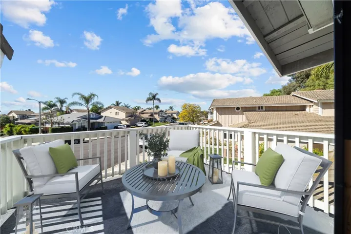 19 Calle Albarda, Rancho Santa Margarita, California 92688