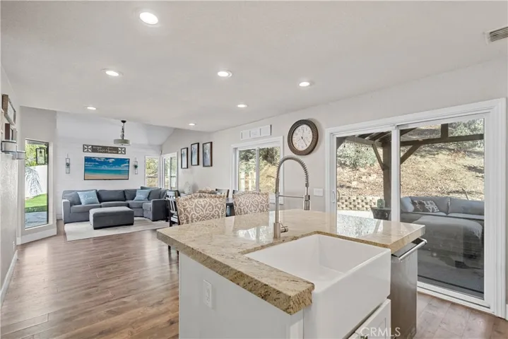 19 Calle Albarda, Rancho Santa Margarita, California 92688