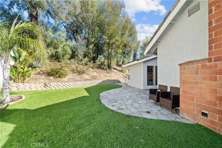 19 Calle Albarda, Rancho Santa Margarita, California 92688