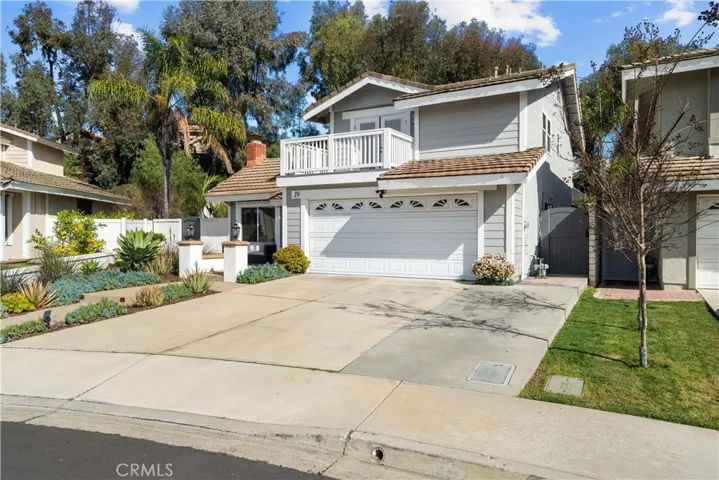 19 Calle Albarda, Rancho Santa Margarita, California 92688