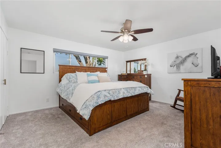 upstairs master bedroom