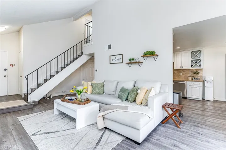 225 Allegheny Circle, Placentia, California 92870