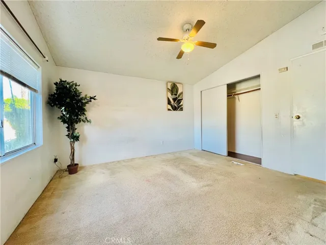 Master bedroom - view 7